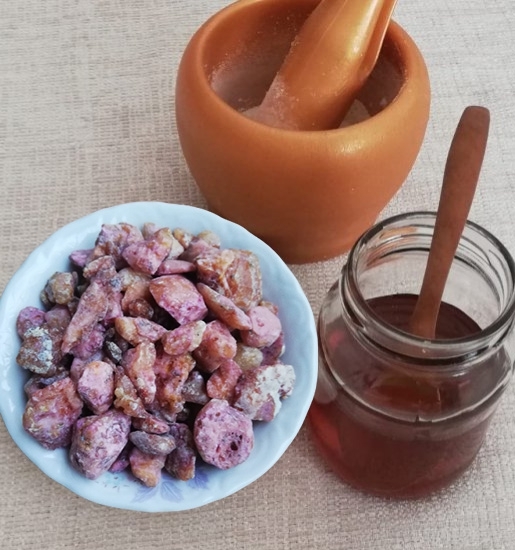 Olgunlaşmış Çam Sakızı (Kinkoh) 40 g  | Artvin’den Eskimiş Ladin Sakızı